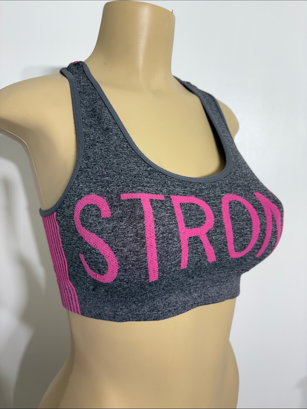 Love Gray & Hot Pink STRONG Seamless Sports Bra - Racerback